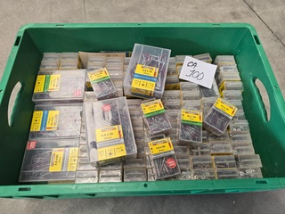 Schroeven Ca 100 Dozen In Krat Rotadrill, Partij
